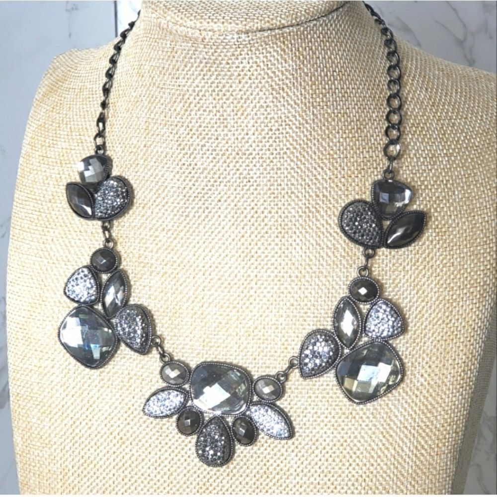 STATEMENT PIECE NECKLACE  Gunmetal & Faceted Resin Cabochons